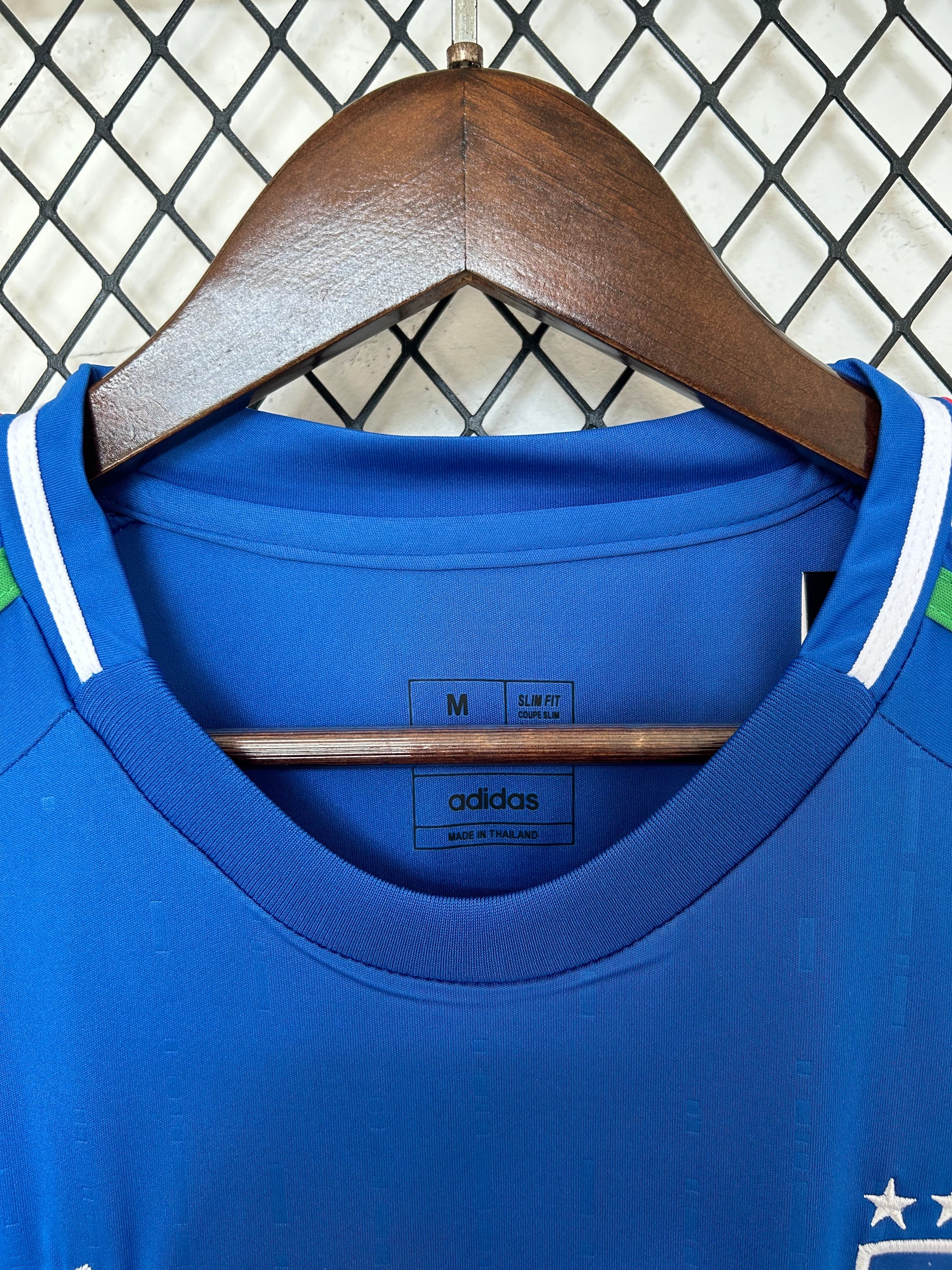 Camiseta Italia Mujer 24/25 Primera Equipación