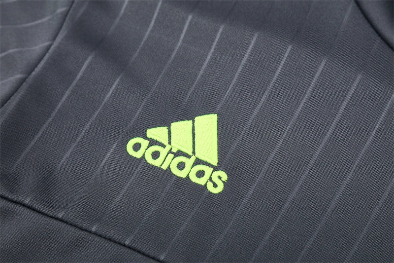 Real Madrid Manga Larga Entrenamiento suit 2015-16 Retro