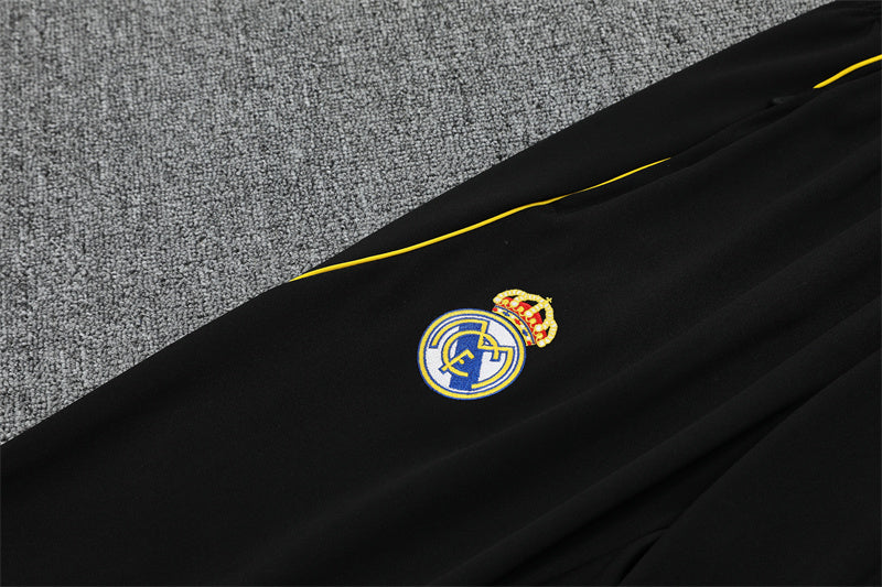 Entrenamiento Suit Real Madrid 25/26 Black - Invierno