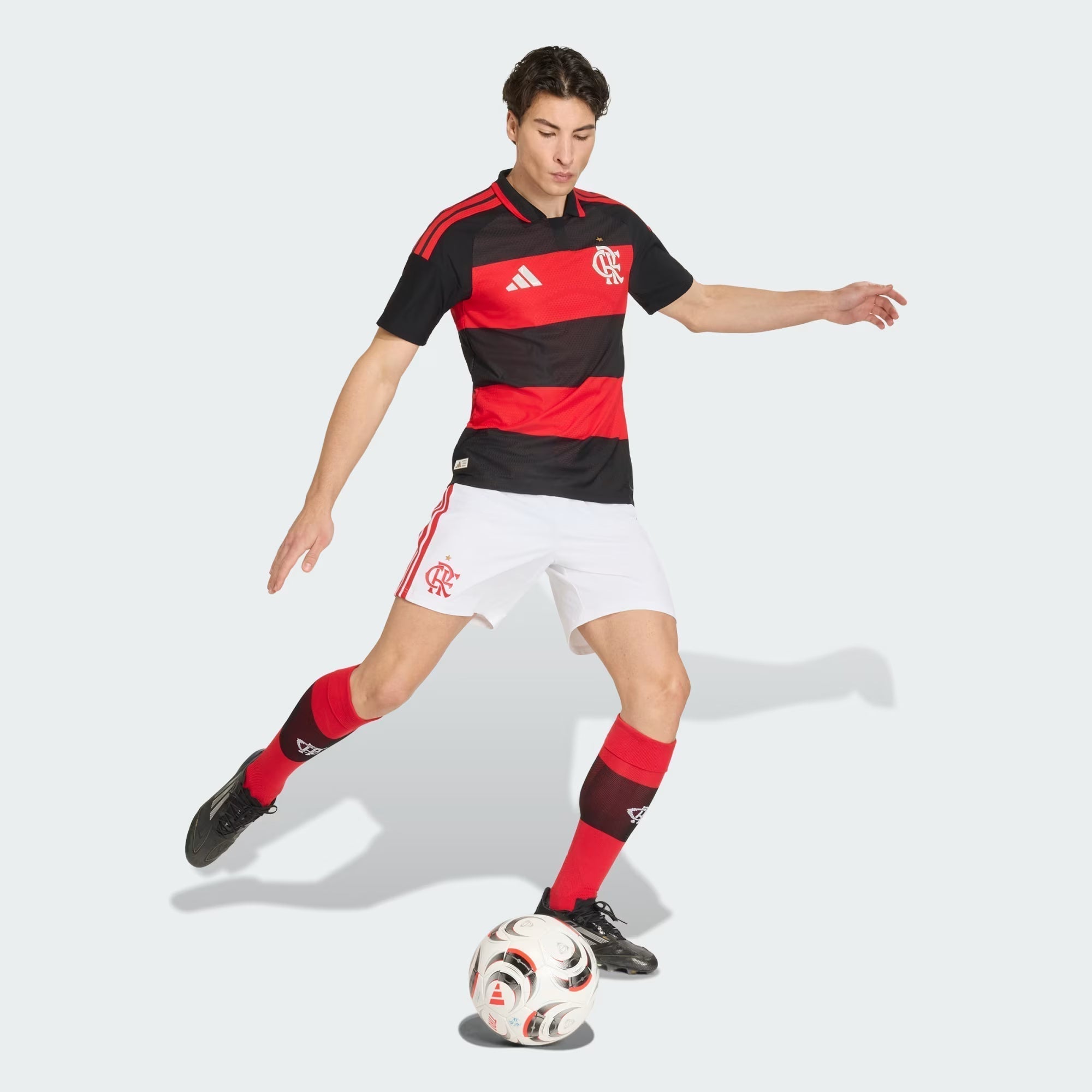 Camiseta Flamengo Versión Jugador 26/27 Primera Equipación