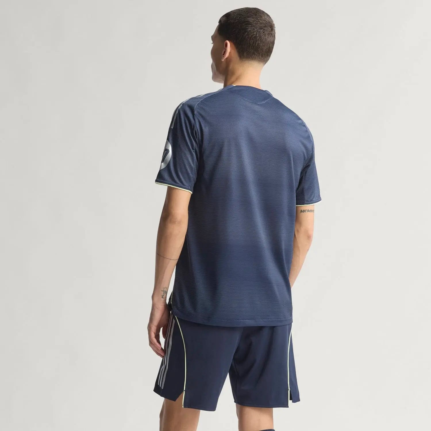 Camiseta Real Madrid Segunda Equipación Versión Jugador 25/26 - Azul