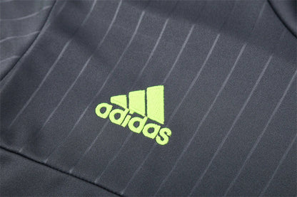 Real Madrid Manga Larga Entrenamiento suit 2015-16 Retro