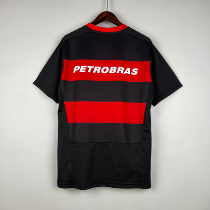Camiseta Flamengo Retrô 2002 Vermelha e Preta