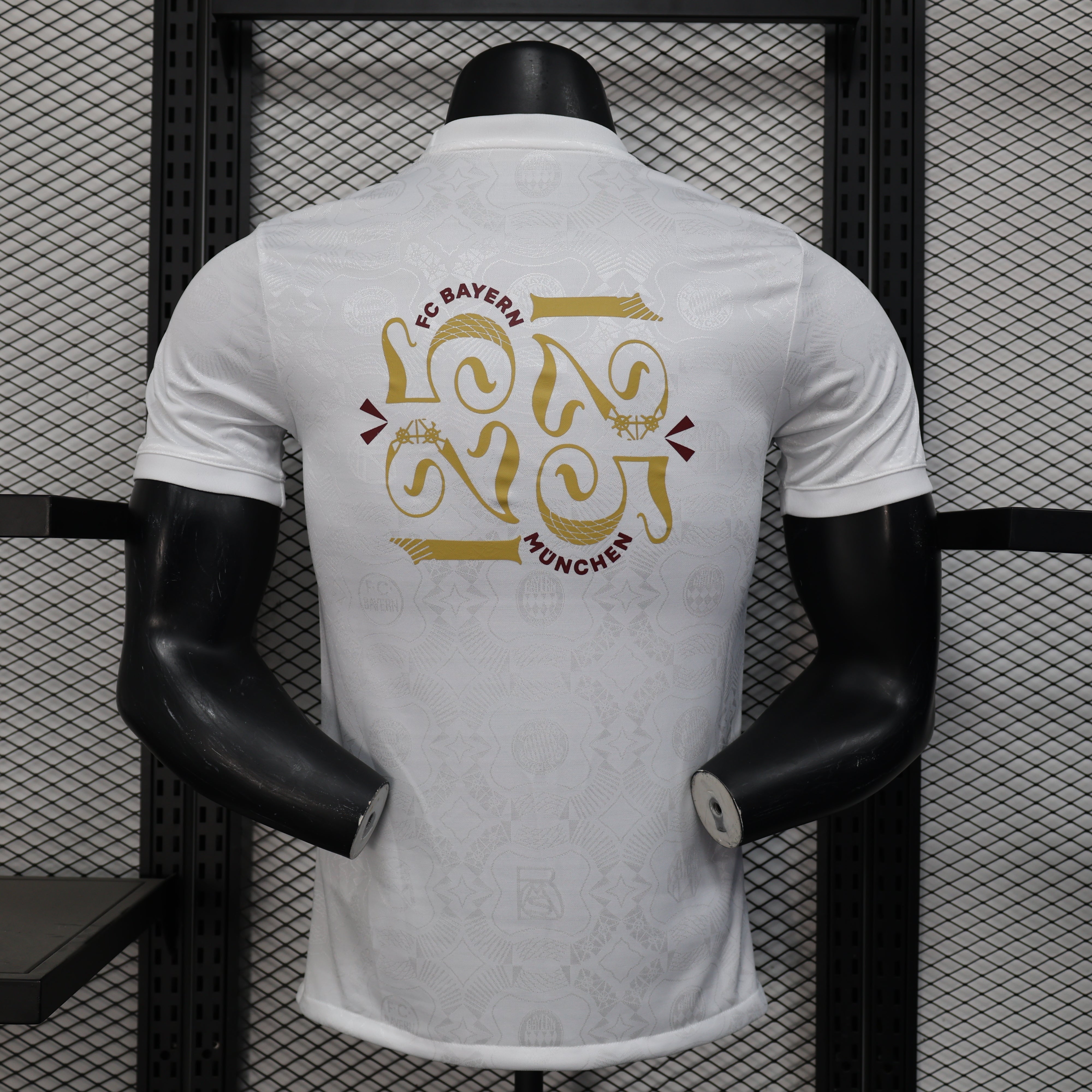 Camiseta Bayern De Munique 25/26 Versión Jugador 125th Aniversario