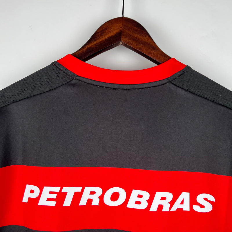 Jersey Flamengo Retrô 2002 Vermelha e Preta