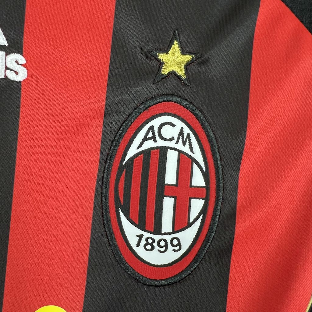 Camiseta Milan Manga Larga l Retro 2006/07