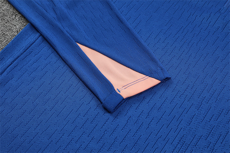 Entrenamiento Suit Francia 25/26 - Invierno