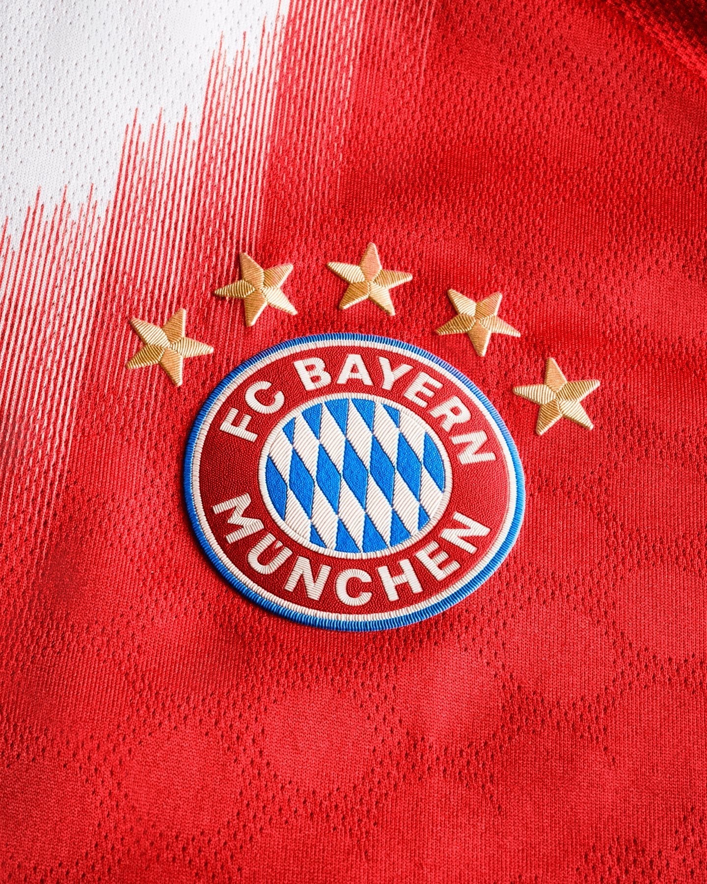 Camiseta Feminina Bayern Munich 25/26 Primera Equipación