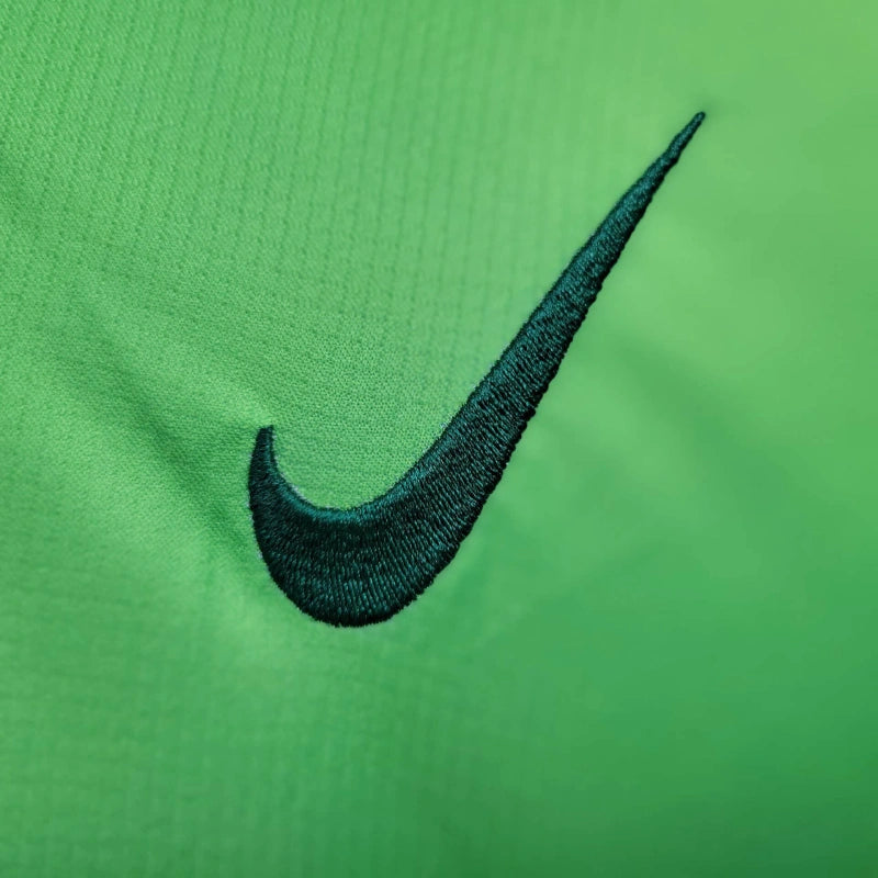 Camiseta Feminina Wolfsburg 24/25 Home
