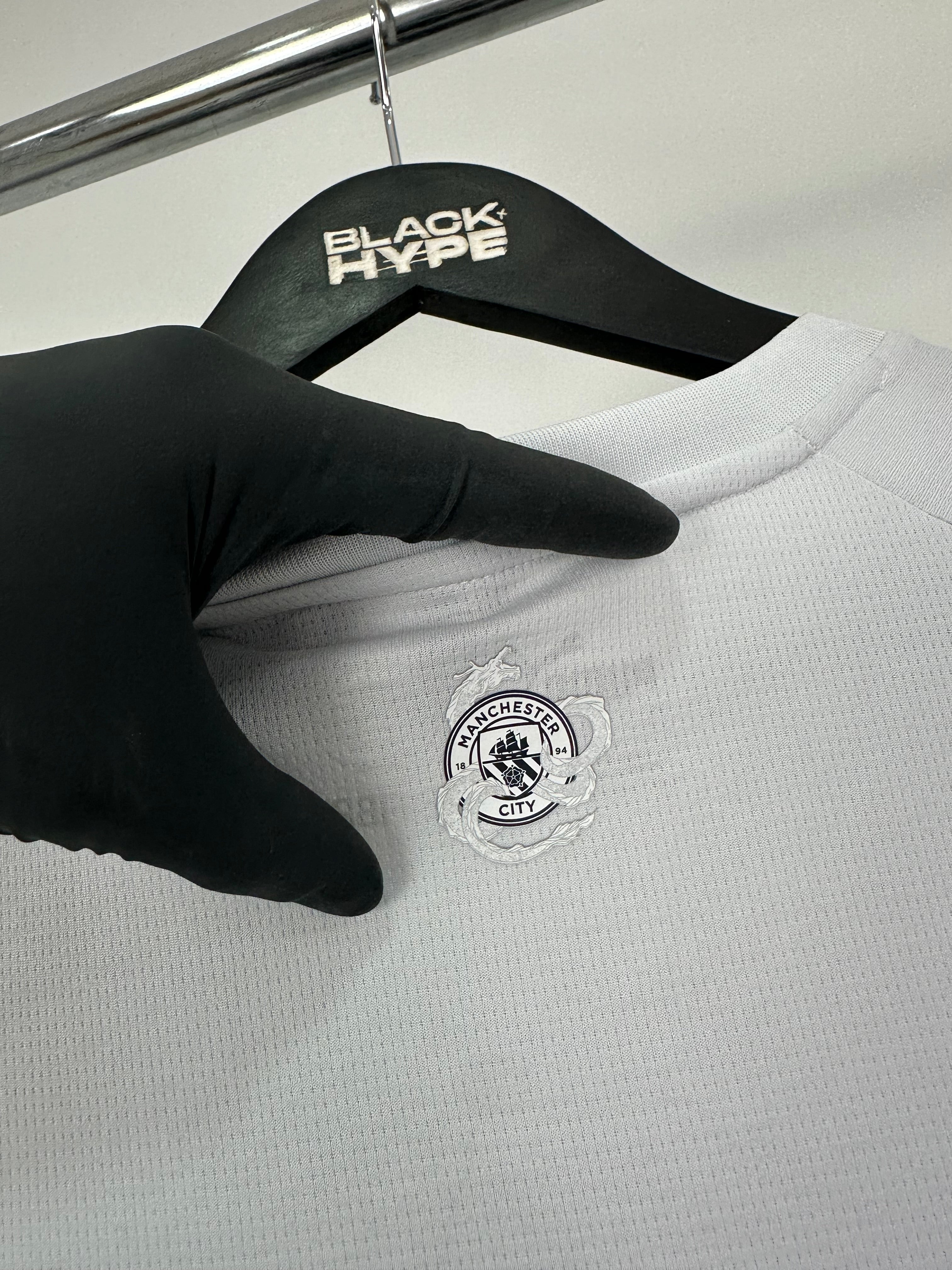 Camiseta Manchester City “Ano do Dragão de Madeira” 24/25 s/n° Torcedor Masculina - Gray