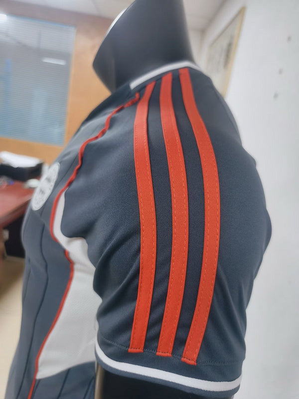 Camiseta Bayern 25/26 Versión Jugador US Pack