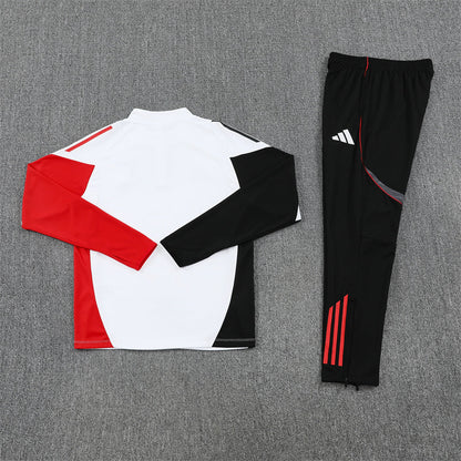 Entrenamiento Suit Ajax 25/26 White - Invierno