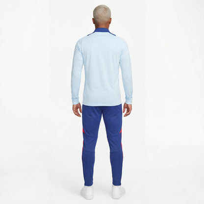 Entrenamiento Suit España Invierno 2025